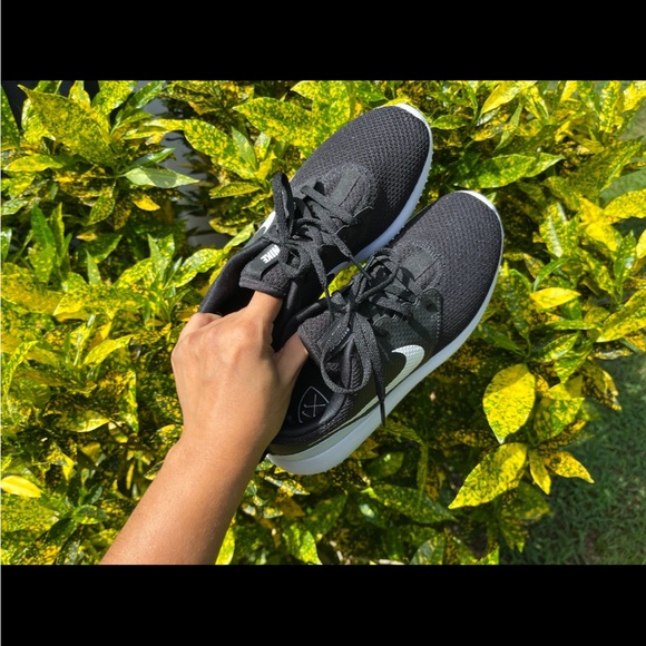 Nike Roshe G Golf Shoes size 4Y - Picture 2 of 8